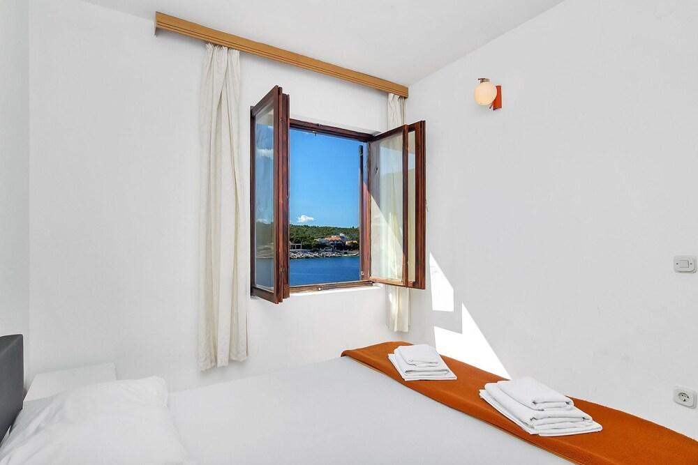 Igor - 5 m From Beach - A