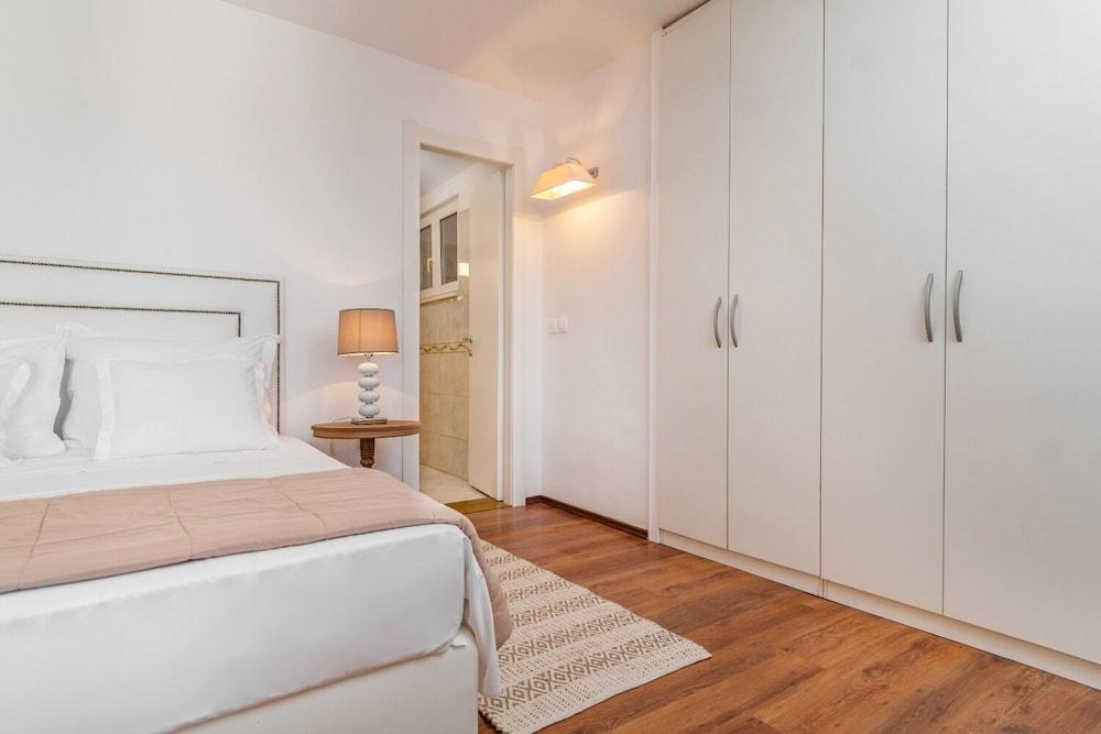 Varija - 10 M From the Beach - H