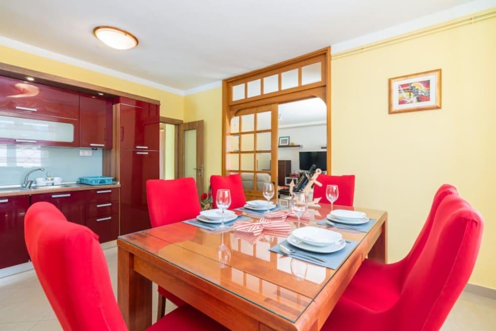 Barbara - Steps From the Beach - A1