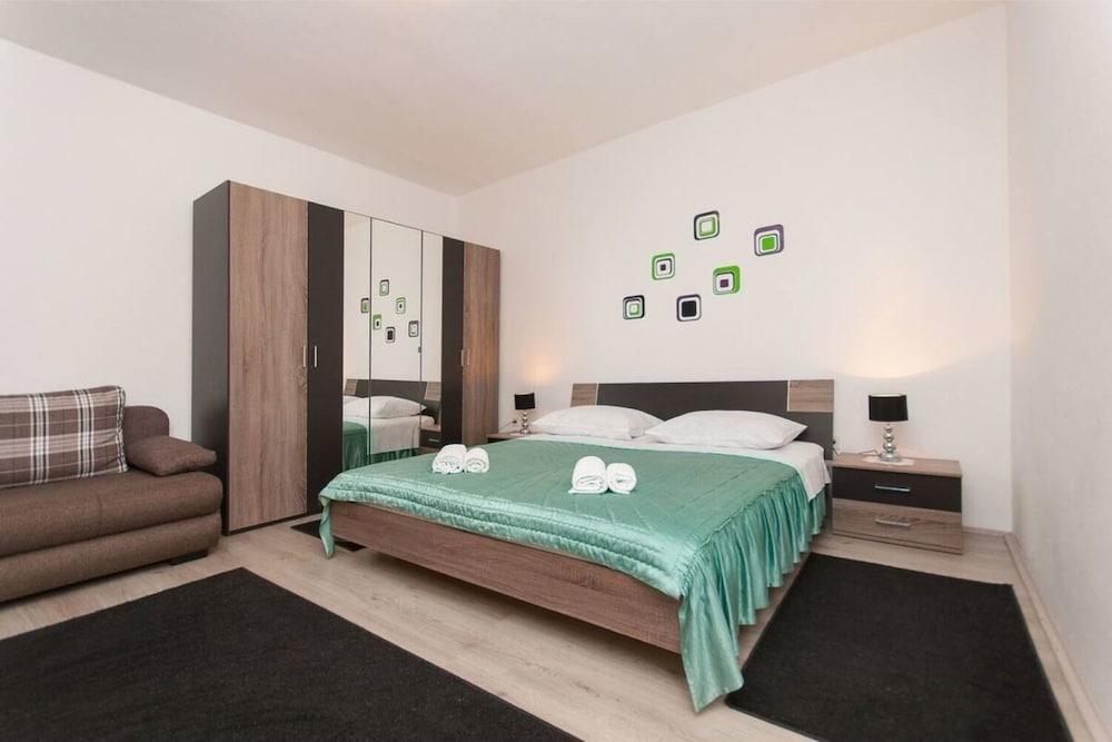 Dama - 10 m From Beach - A1