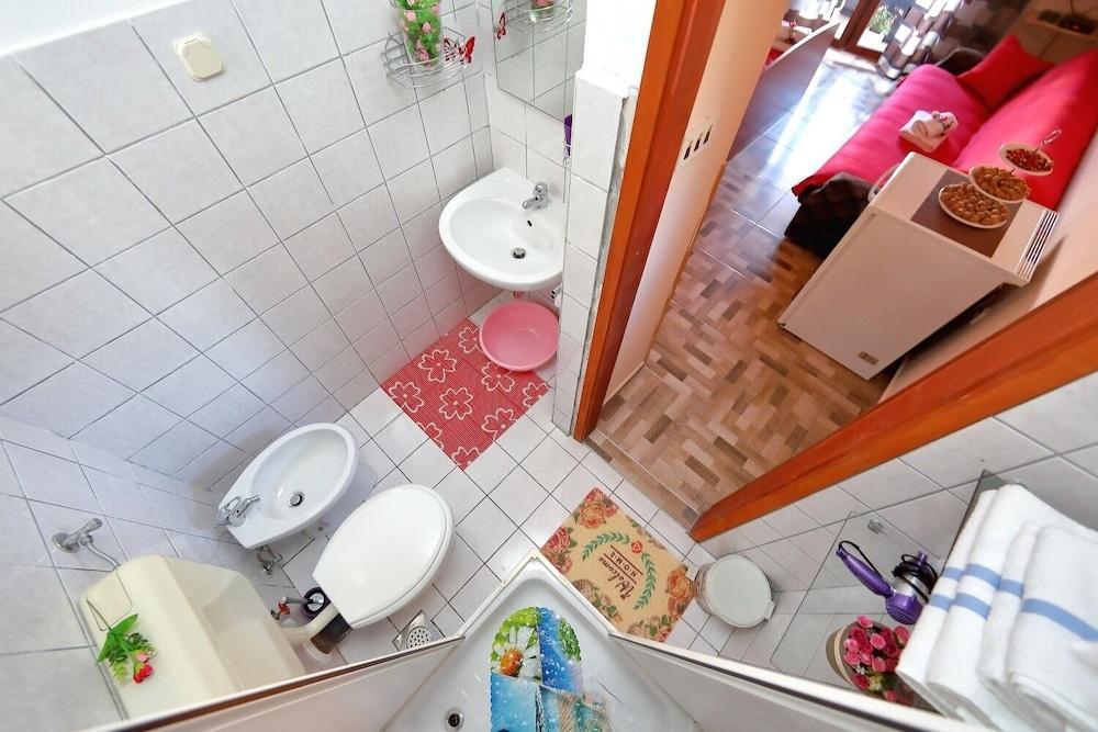 Mladen- Studio With Balcony - Sa-biby