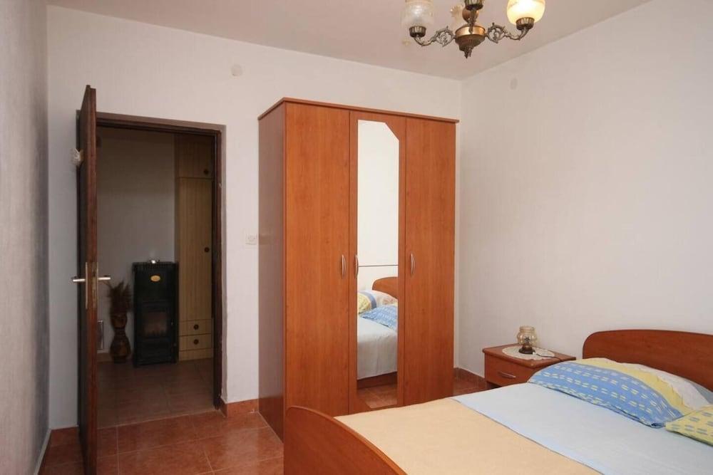 Per - 10 m From sea - A1-veliki