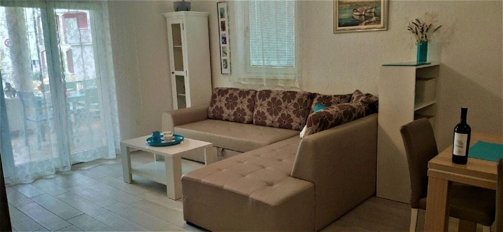 Depa - Garden and Barbecue - A3