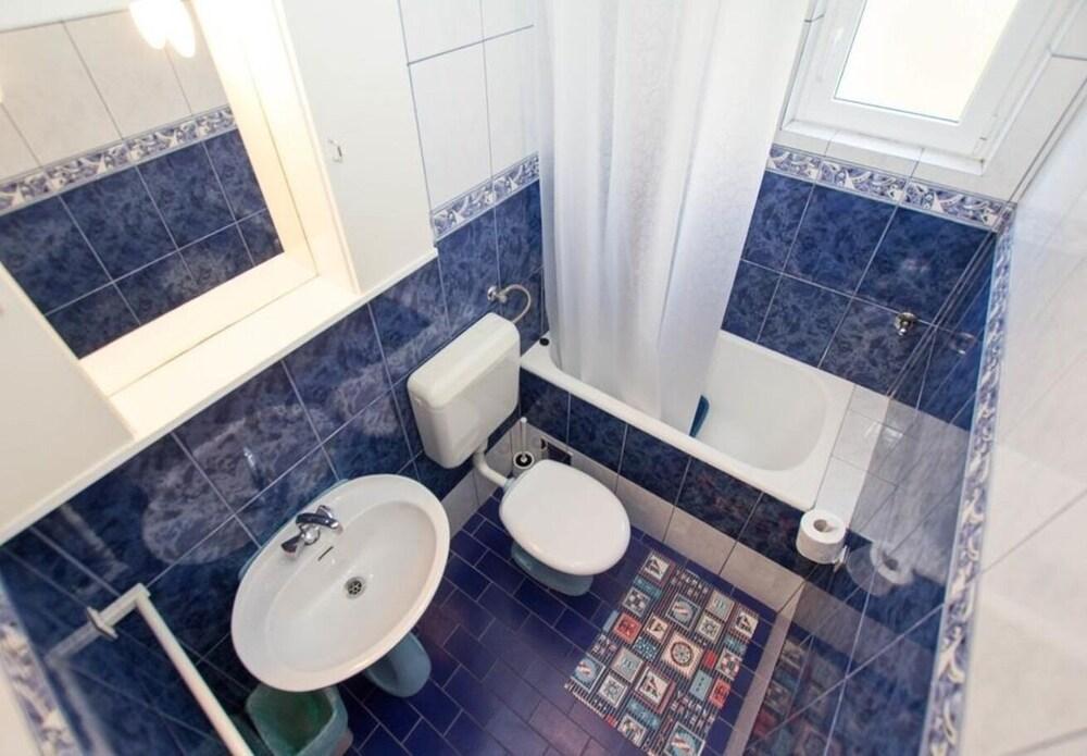 Juri - 60 m From sea - SA2