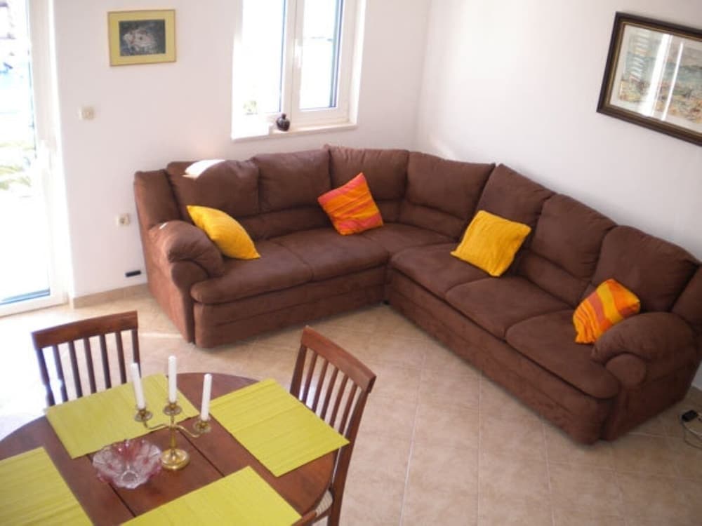 Milan - 10 m From the sea - A2