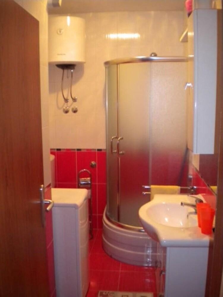 Milan - 10 m From the sea - A2