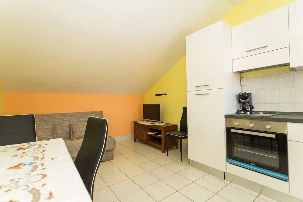 Vesna - 100 m From sea - A3