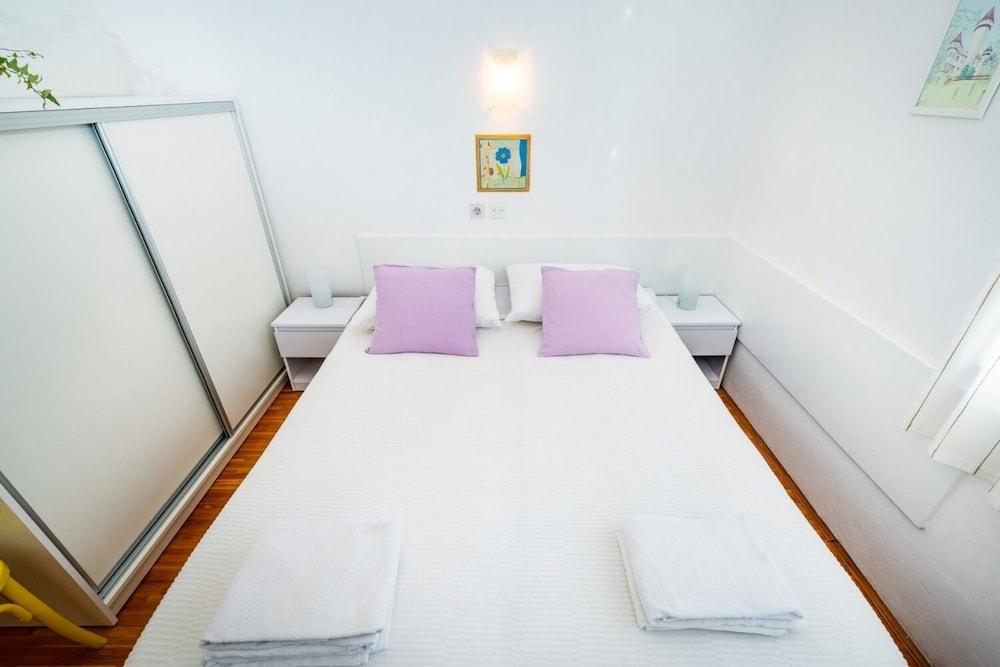 Bari - 140 m From Beach - A2