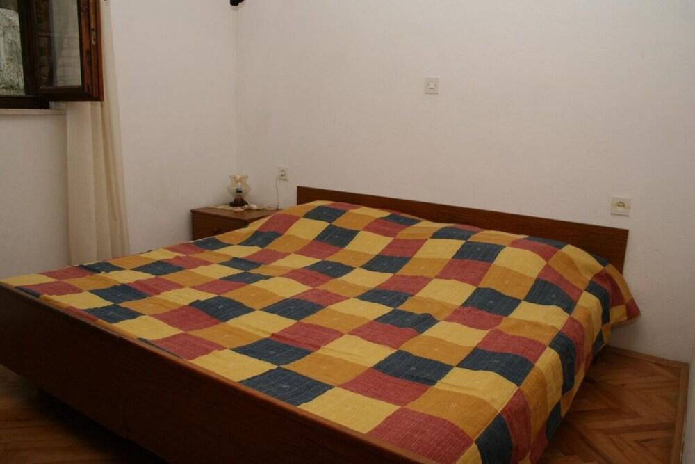 Pavao - With Parking - A2