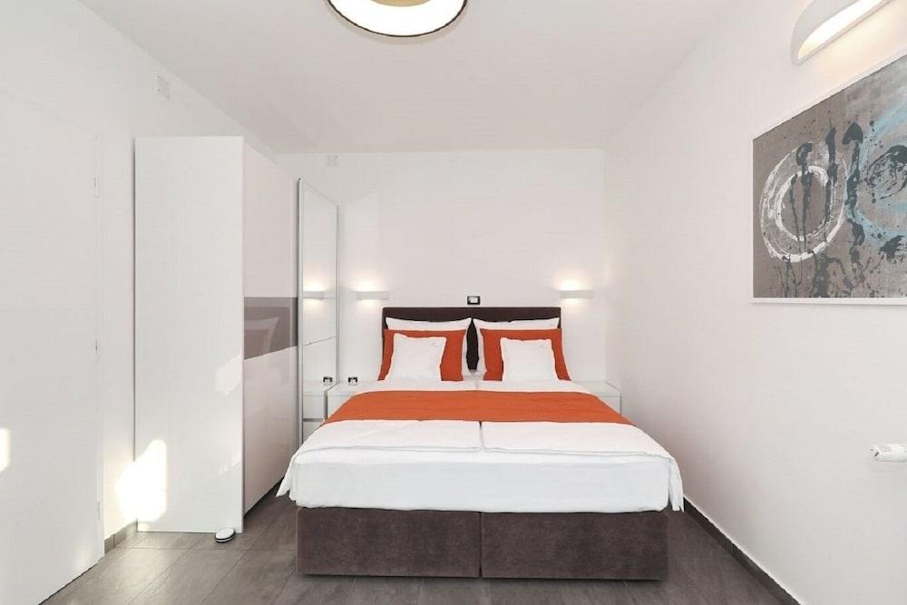 Villa Milka - Heated Pool - H