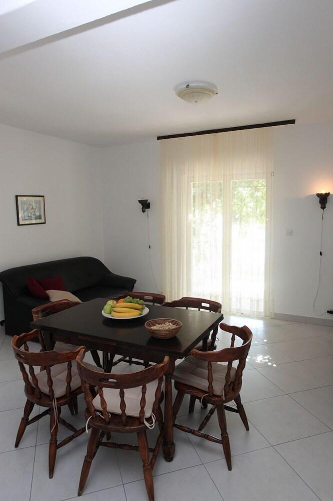 Mare - Peaceful - A1