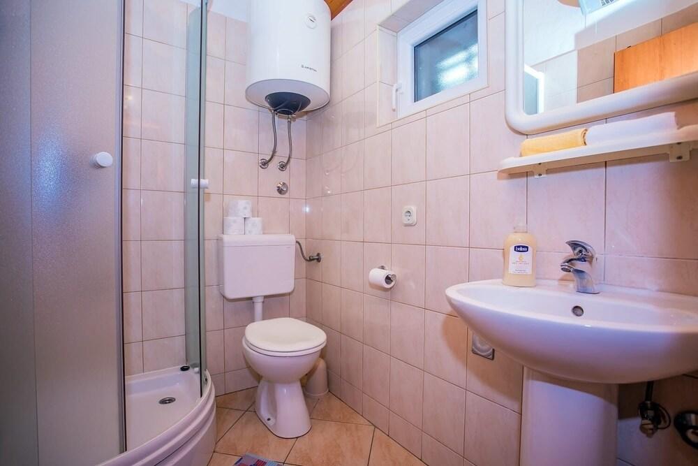 Country - Nature & Serenity - A4