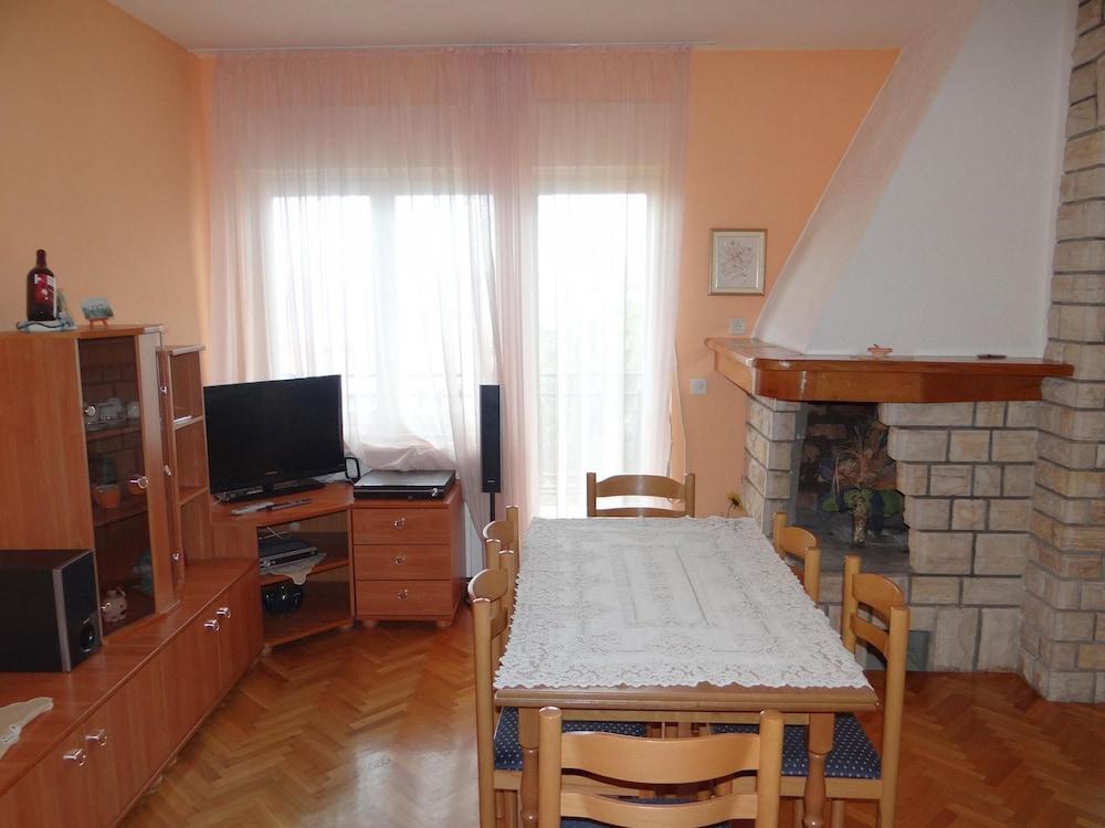 Ante - 50m From the sea - A1