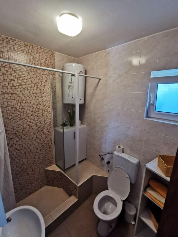 Goran - Close to the sea & Parking Space - A1