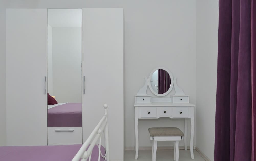 Pazanin - 20m From the Beach - H