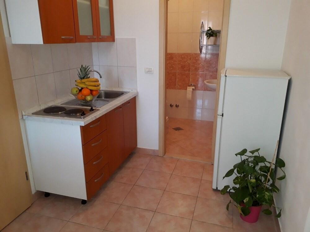 Mediterraneo - With own Parking Space - A2