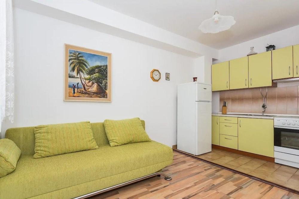 Vesna - 100 m From sea - A2