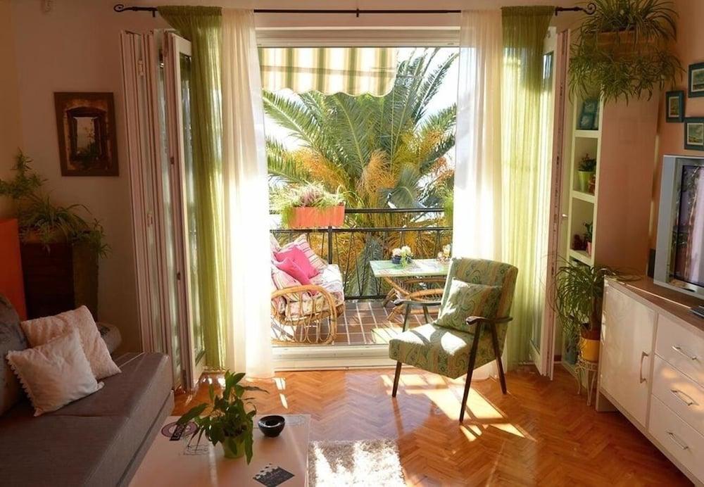 Nasta - 10 m From Beach - A1