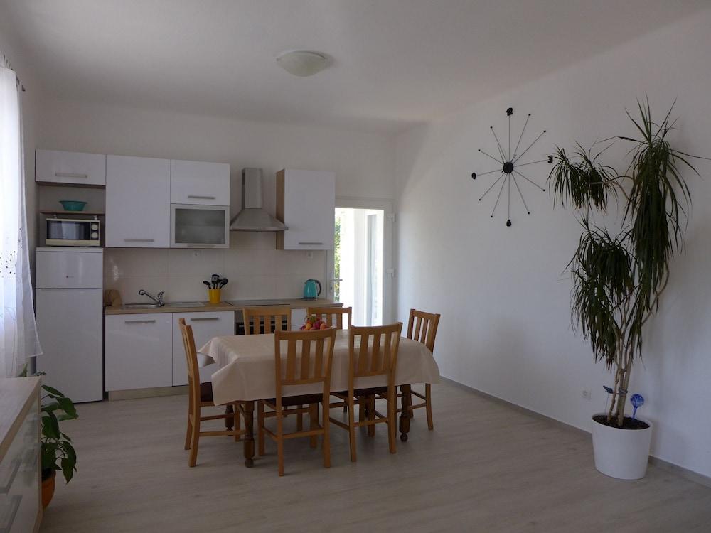 Mari - 30 m From sea - A1