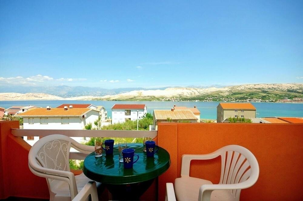 Bistro - Close to sea & Cosy - A1 KAT