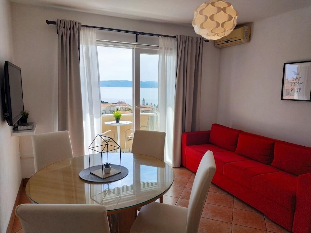 Marijo - With Parking - A3