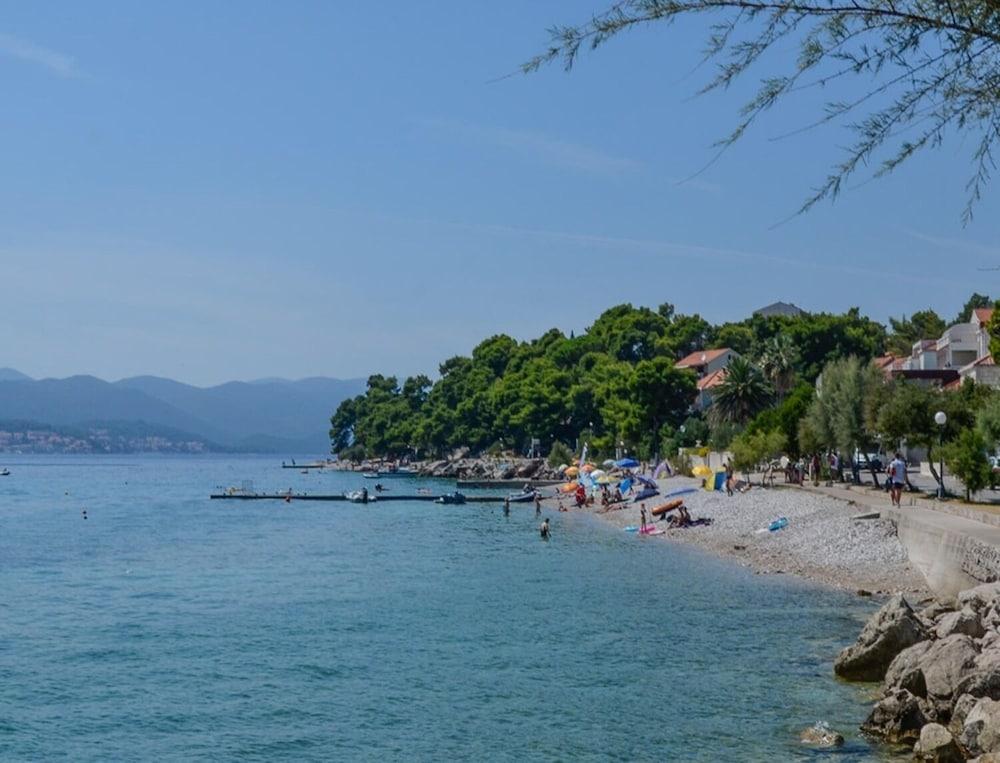 Rosa - 30m From Beach - A1