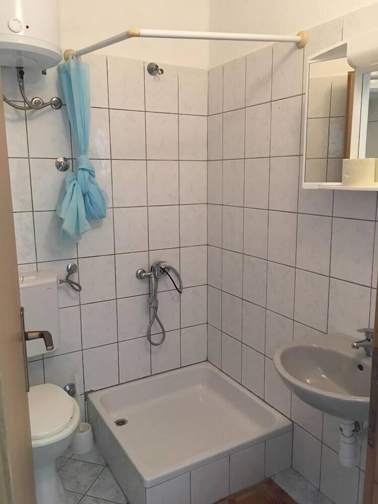 Rina - With Pool - A4