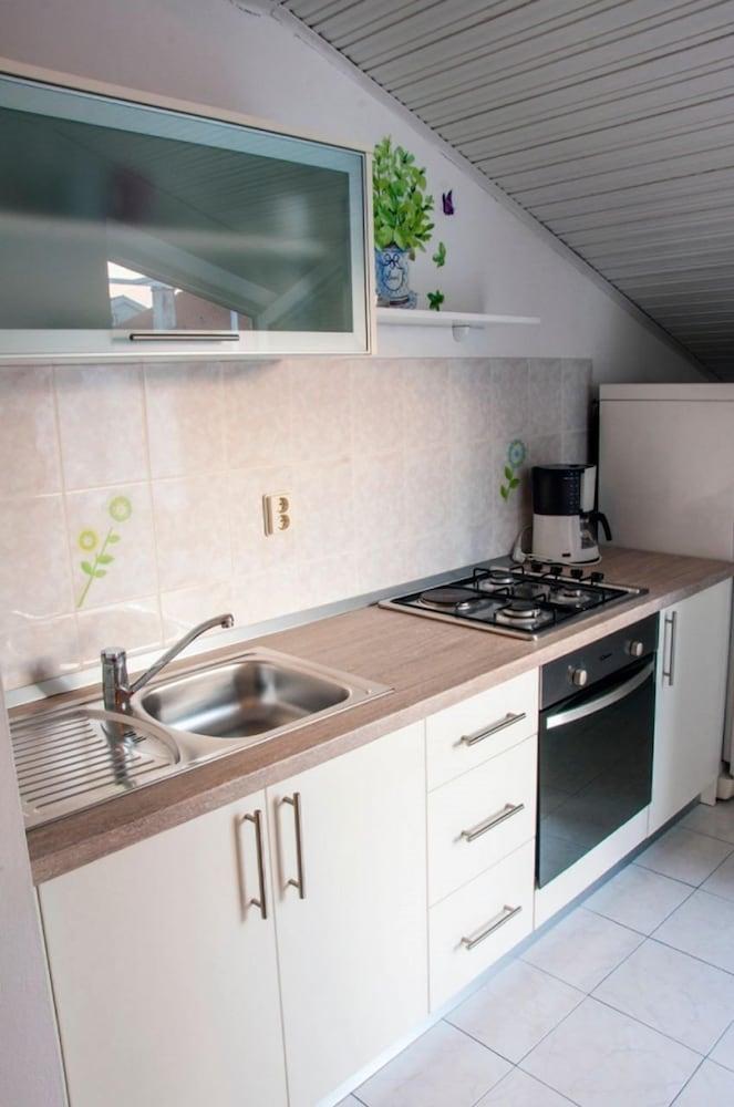 Erikas - 100m From sea - A6