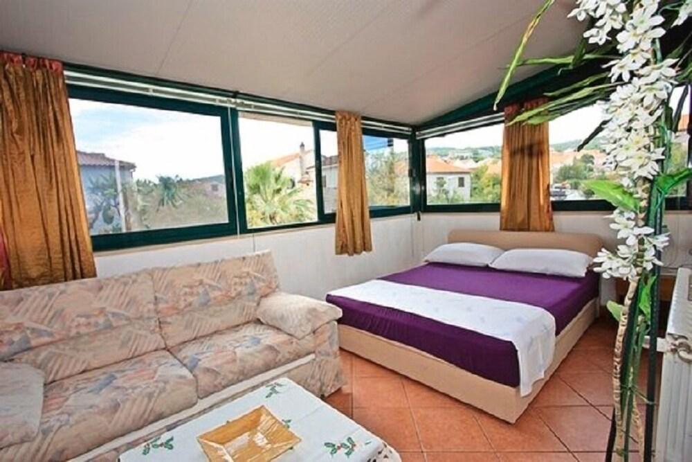 Vrilo - 30m From the sea - A1