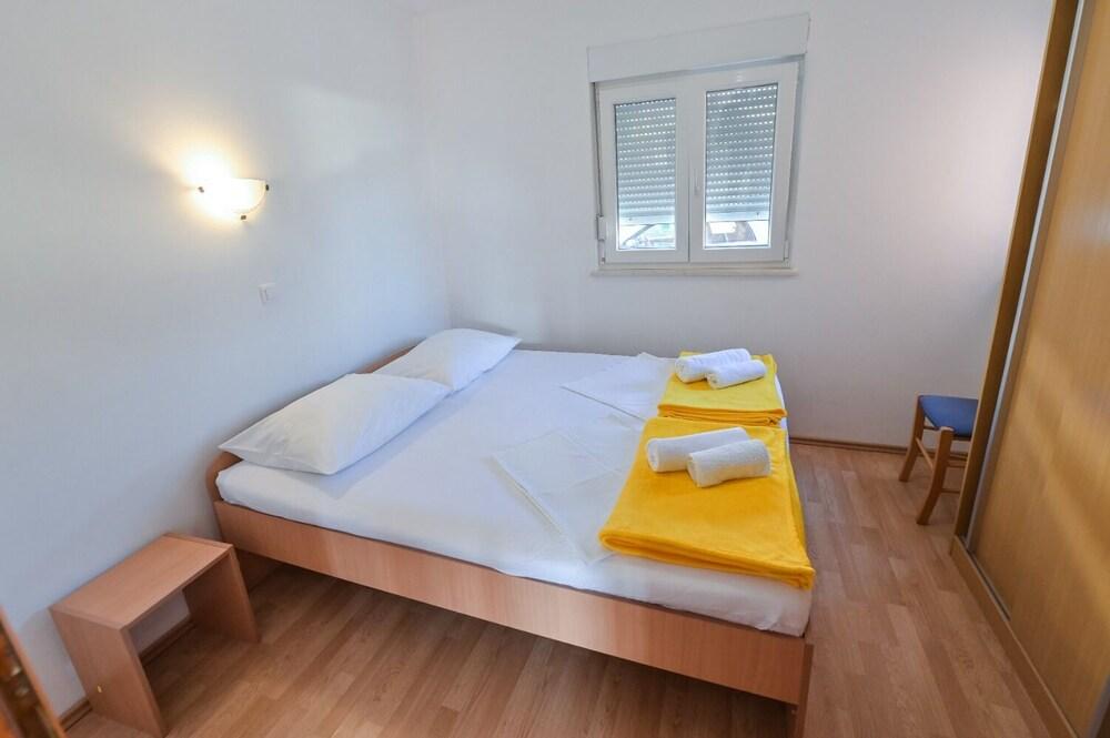 Ilija - With Parking - A1