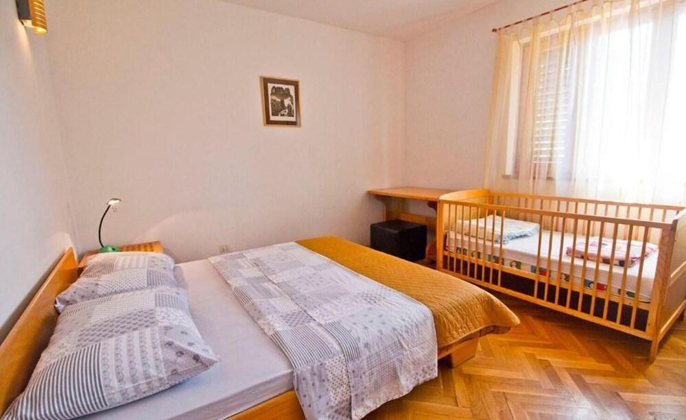 Mana - 250 m From sea - A1