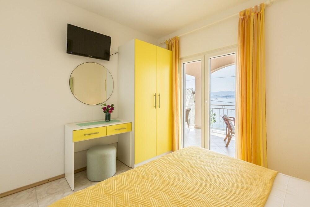 Matea - 20m From the sea - A1