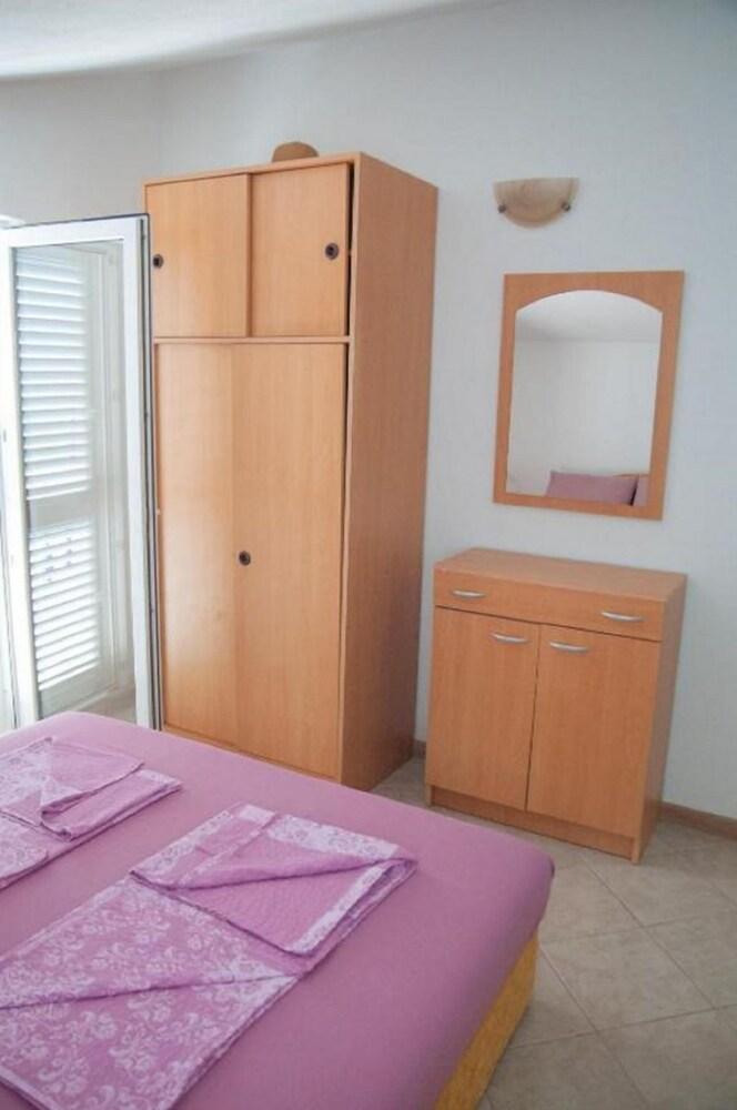 Boze - 100 m From sea - Sab2