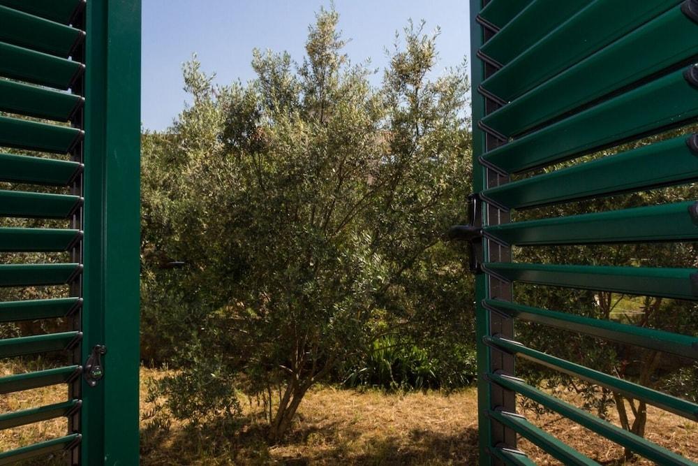 Lada - 100 m From Beach - H