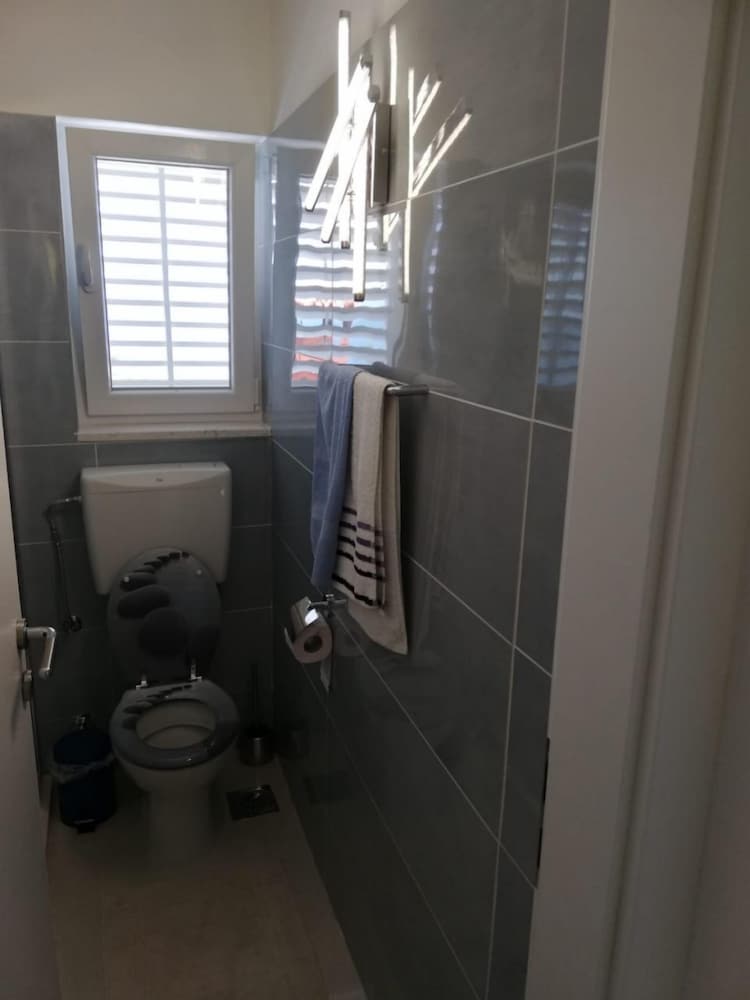 Zlatko Slobodan - by sea - SA2