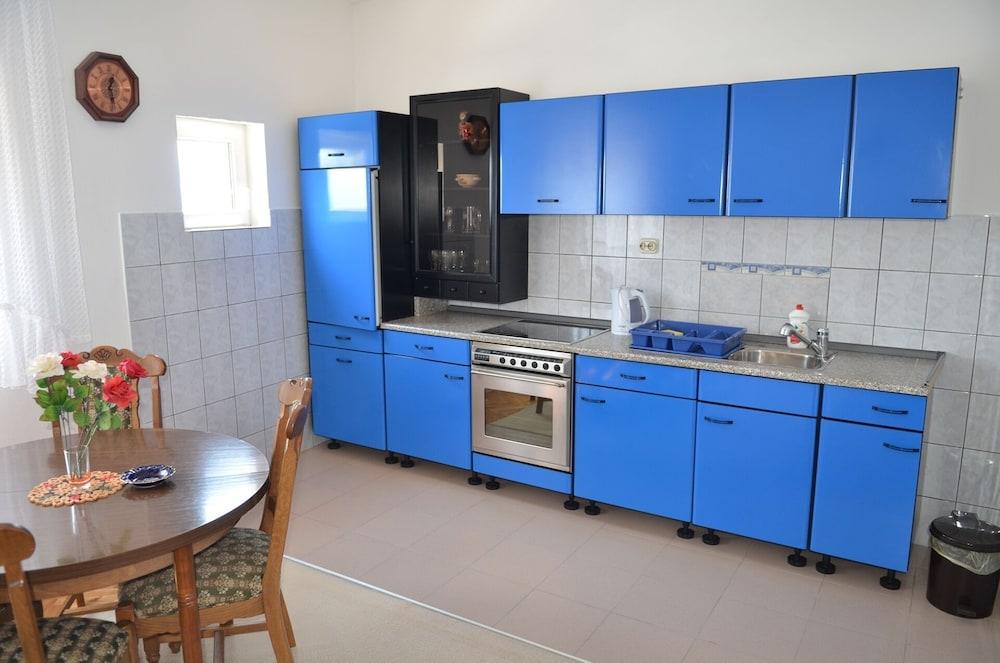 Zoran - 400 m From Beach - C3