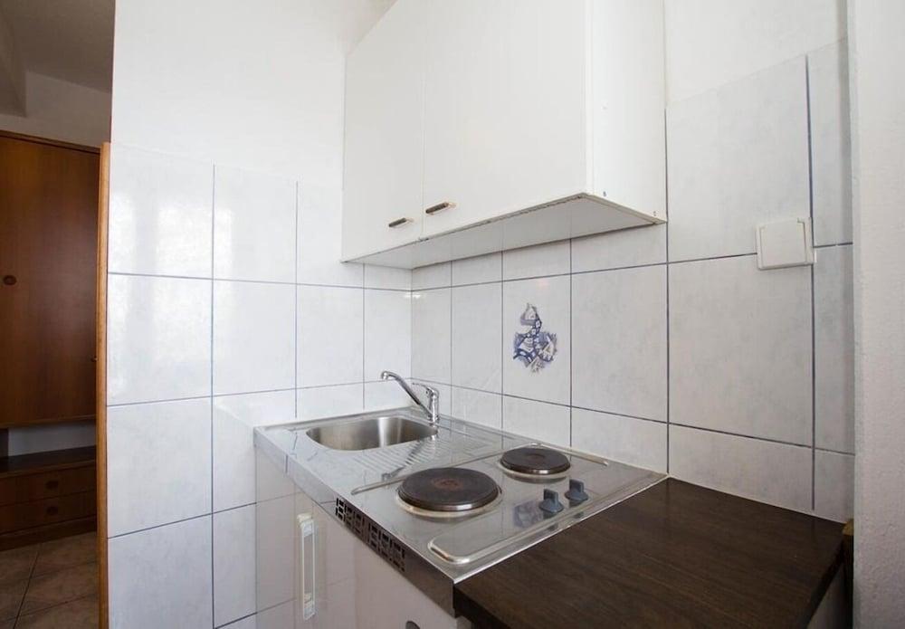 Juri - 60 m From sea - SA3