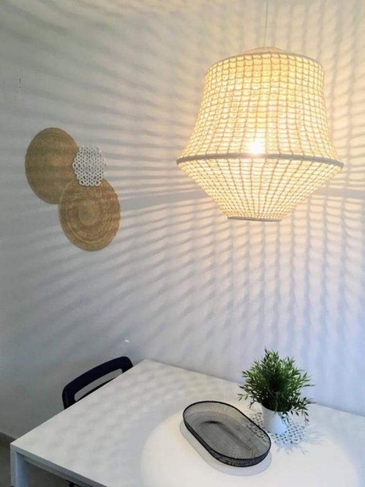 Mara - Free Parking - Off2 - SA2