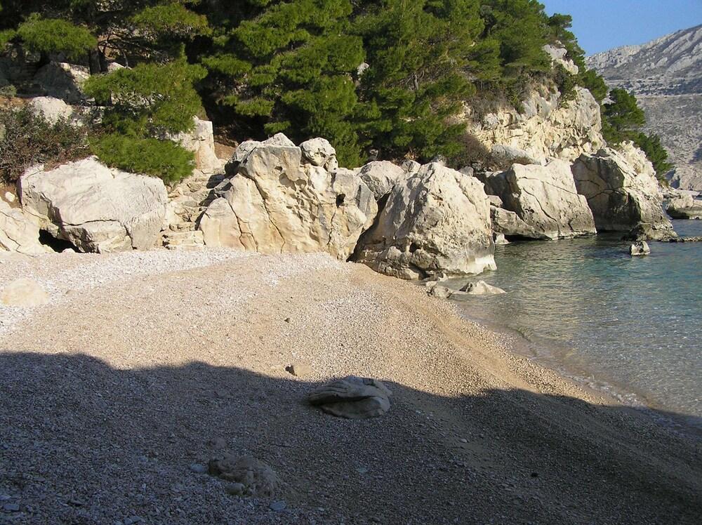 Mako - 15m From Beach - SA C3