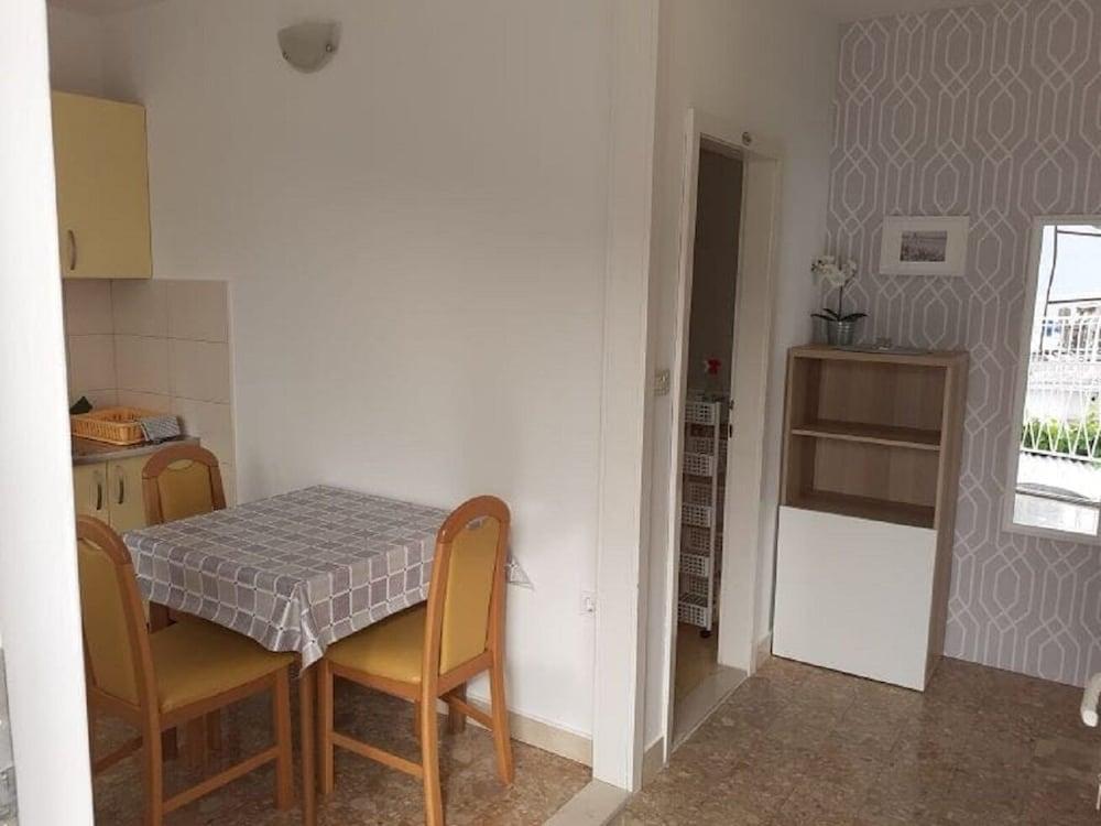 Ivan - With Parking - A1