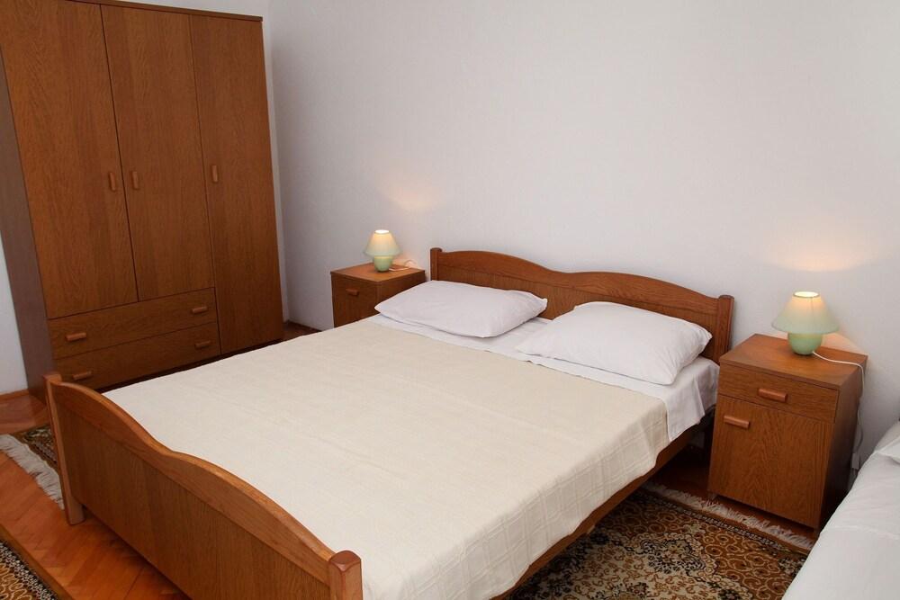 Mar - 10m From the sea - A2