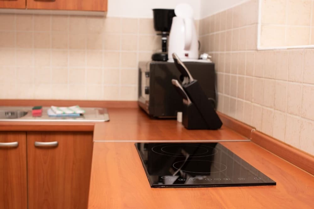 Ivona - Open Swimming Pool - A1