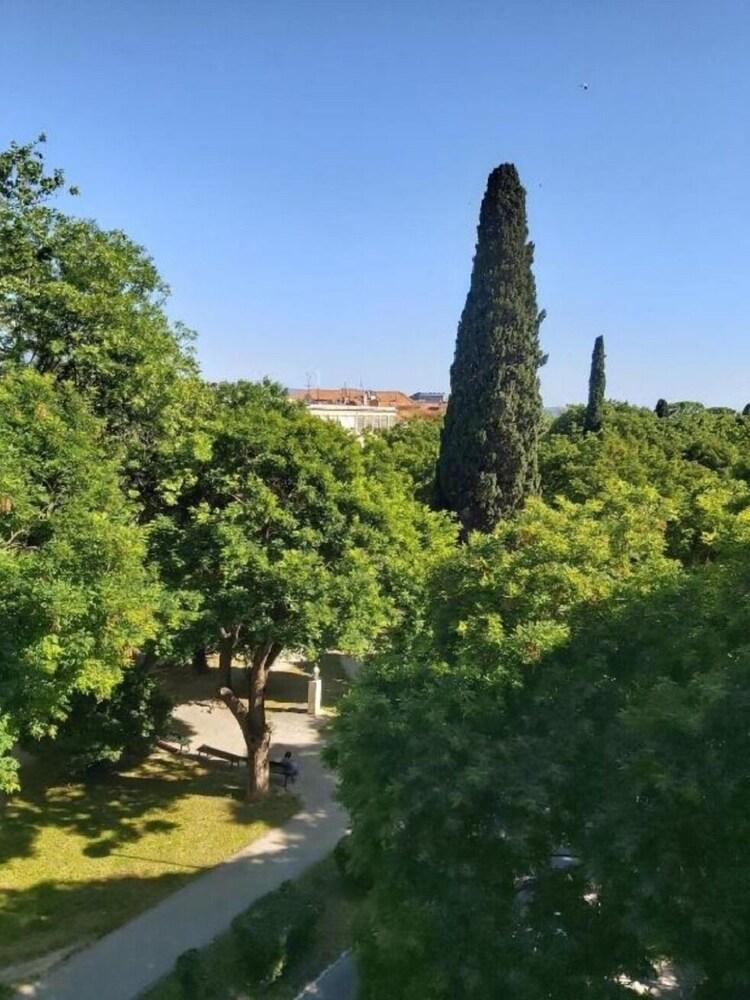 Oasis - Close to Beach & Center - A1