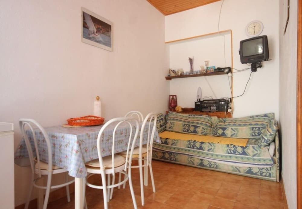 Tonci - 30 m From Beach - A1 Doli