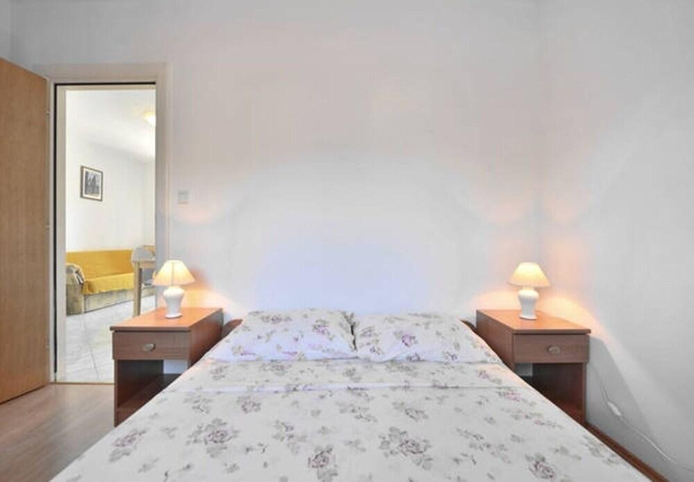 Josi - 150 m From sea - A1