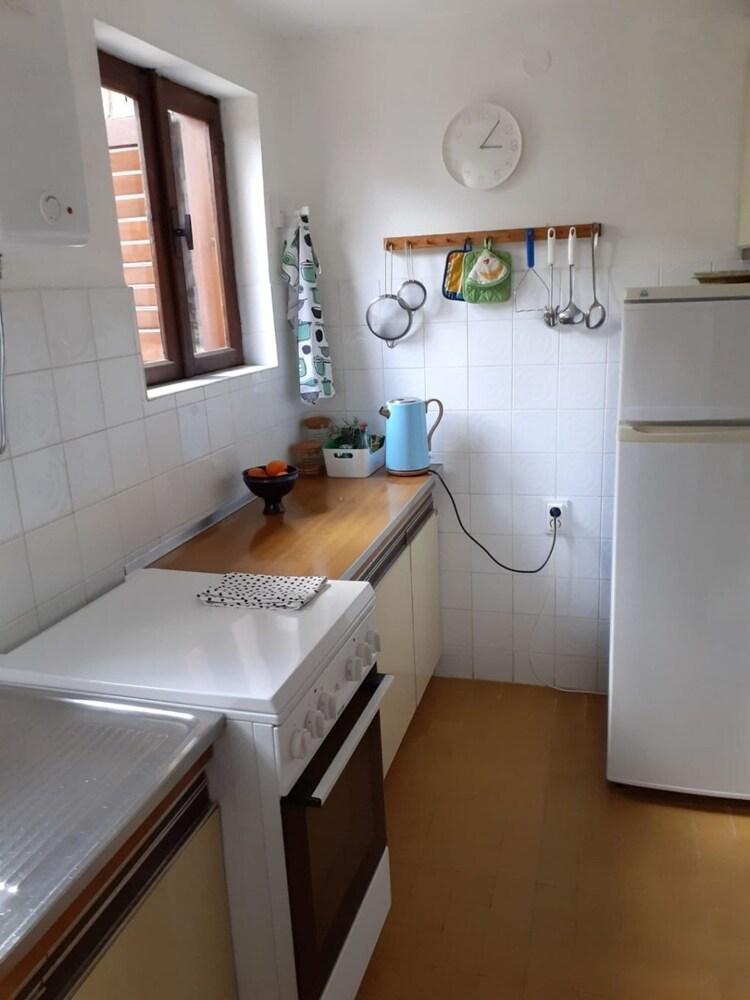 Olive - 150 m From sea - H