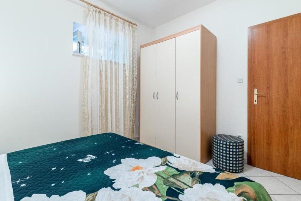 Brane - Economy Apartments - A1