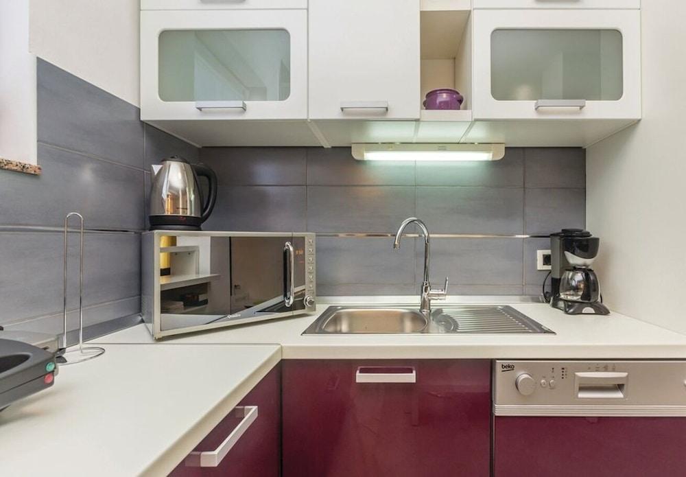 Ivni - Great View - A1