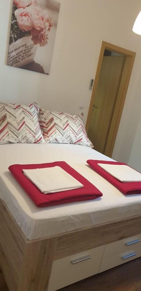 Biserka - 50 m From Beach - A1