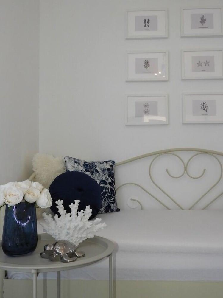 Nino - With View - A1-sunce